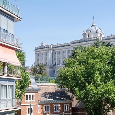 Angelitomad Hotel Мадрид Екстериор снимка