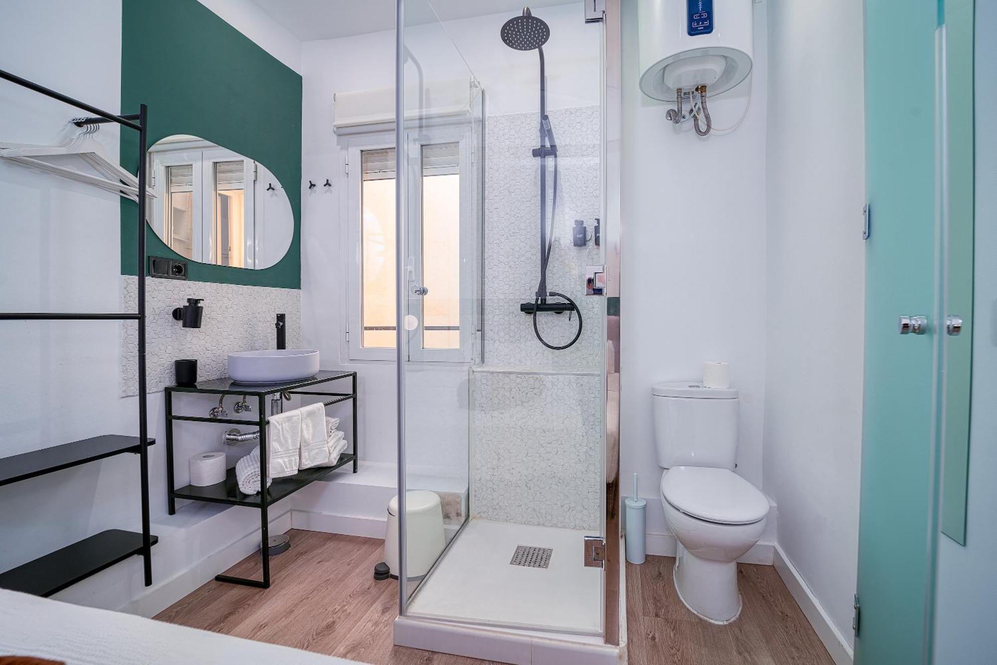 Angelitomad Hotel Мадрид Екстериор снимка