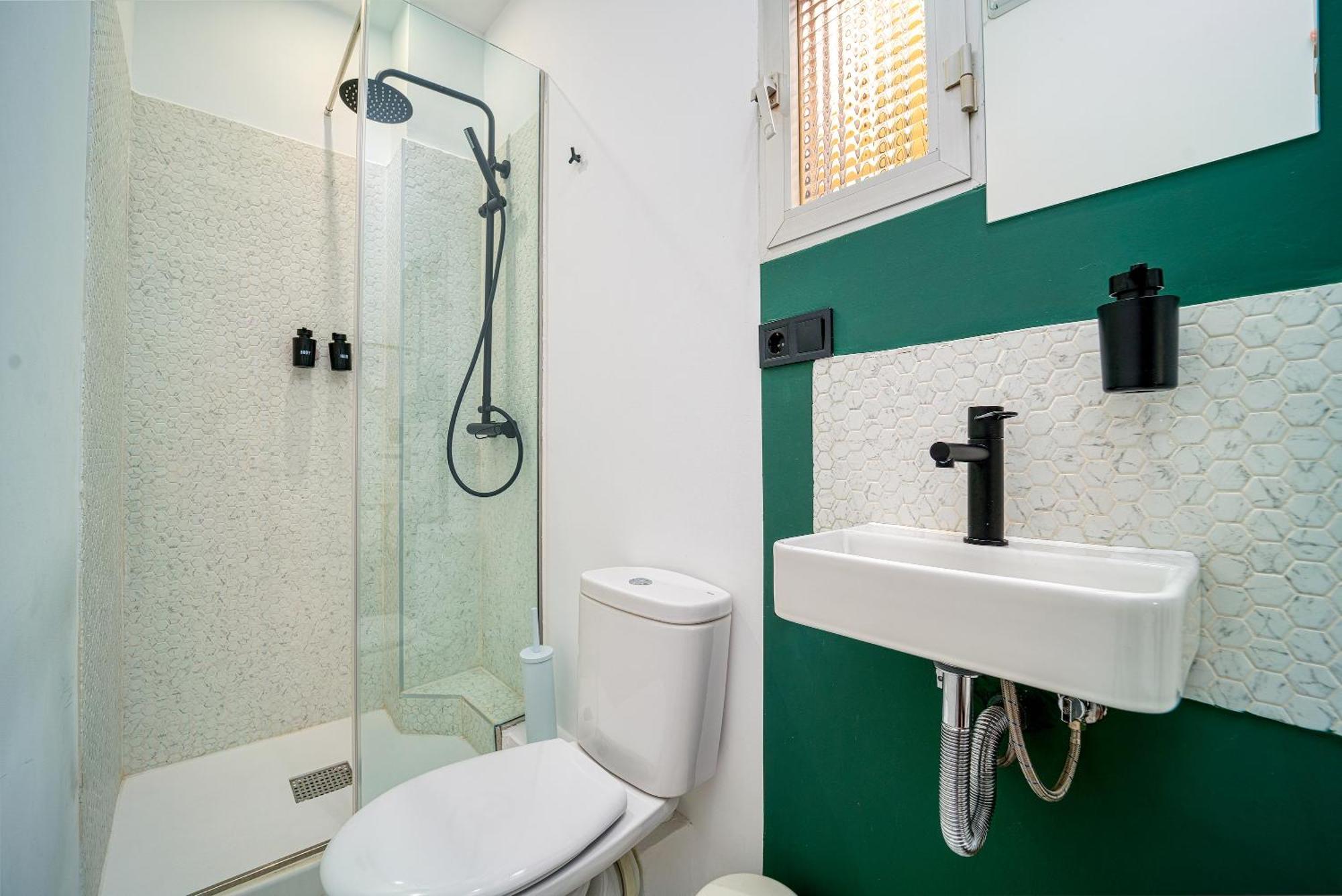 Angelitomad Hotel Мадрид Екстериор снимка