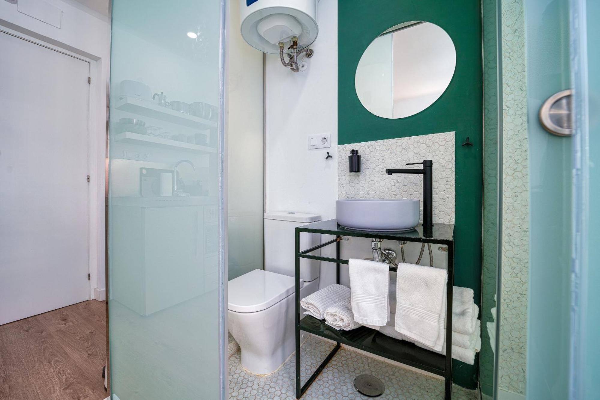 Angelitomad Hotel Мадрид Екстериор снимка