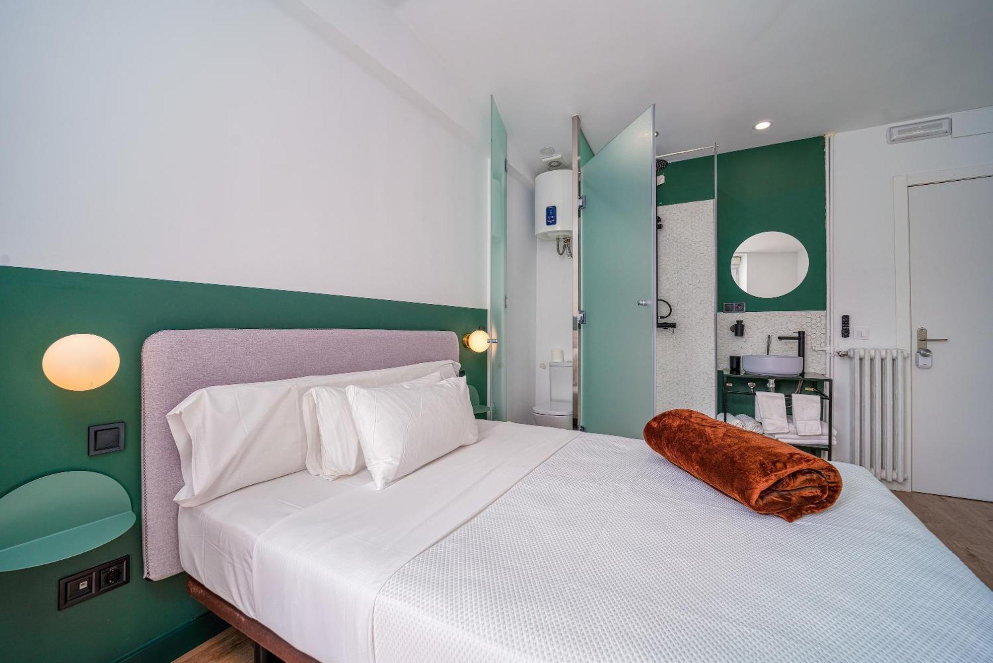 Angelitomad Hotel Мадрид Екстериор снимка