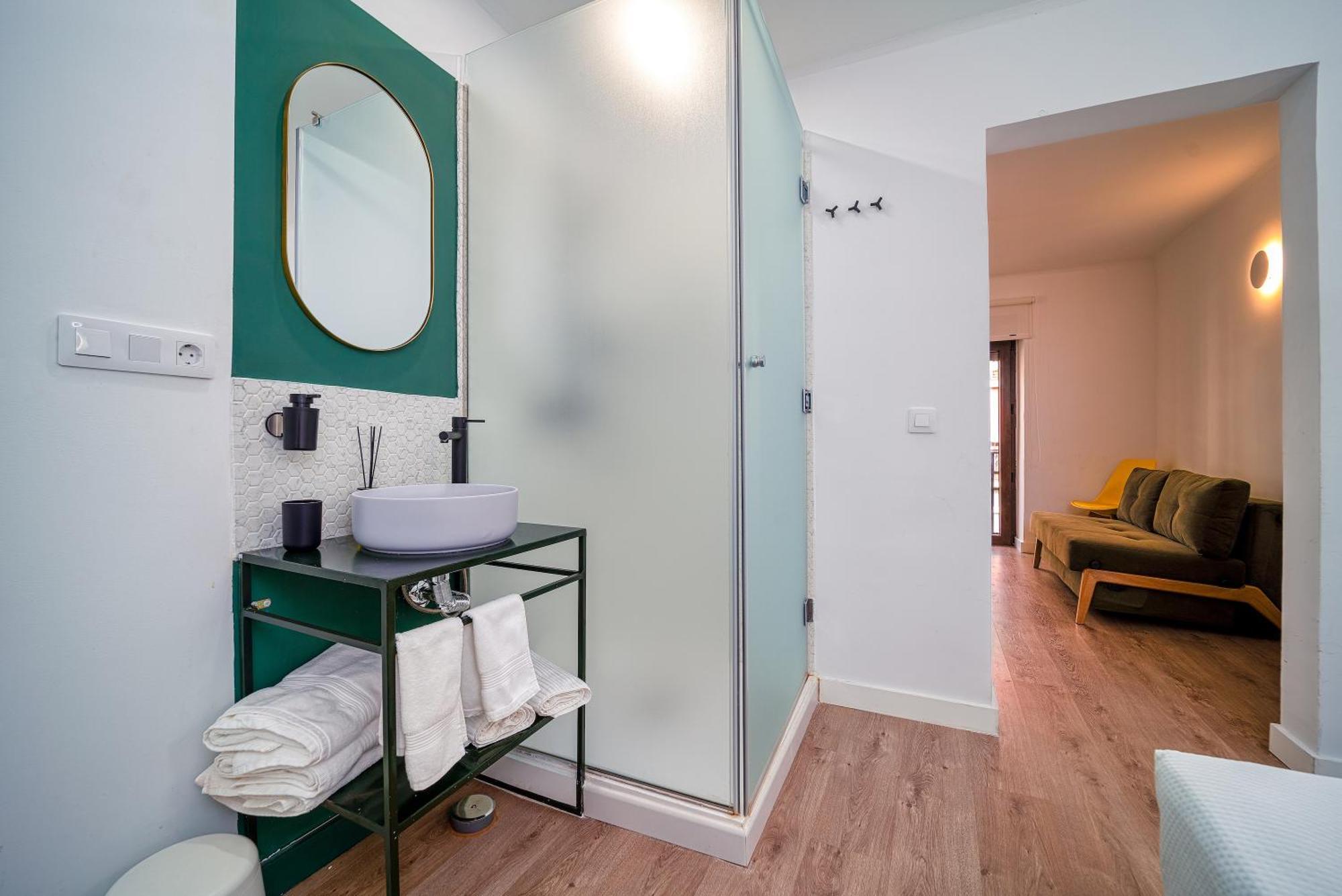 Angelitomad Hotel Мадрид Екстериор снимка