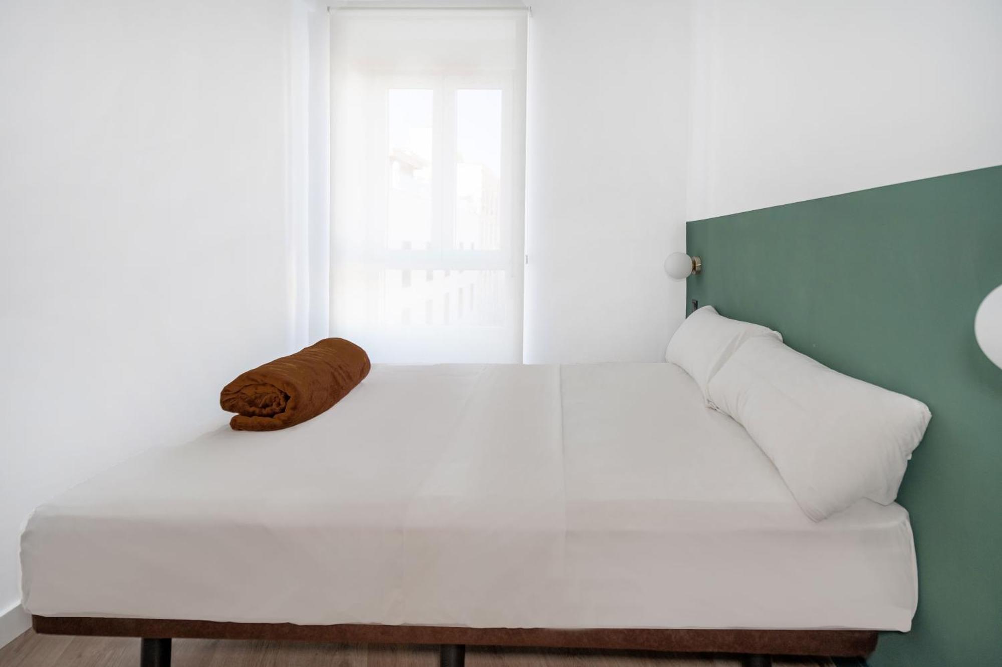 Angelitomad Hotel Мадрид Екстериор снимка